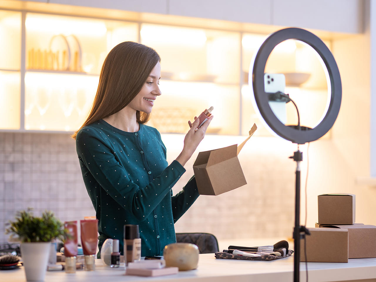 Cosmetic Brand Marked Online Visibility 
